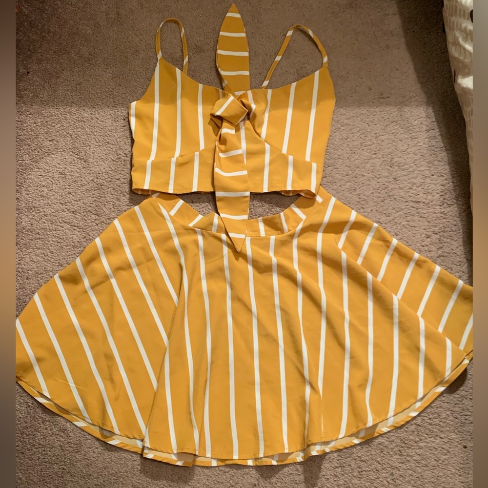 Two piece set